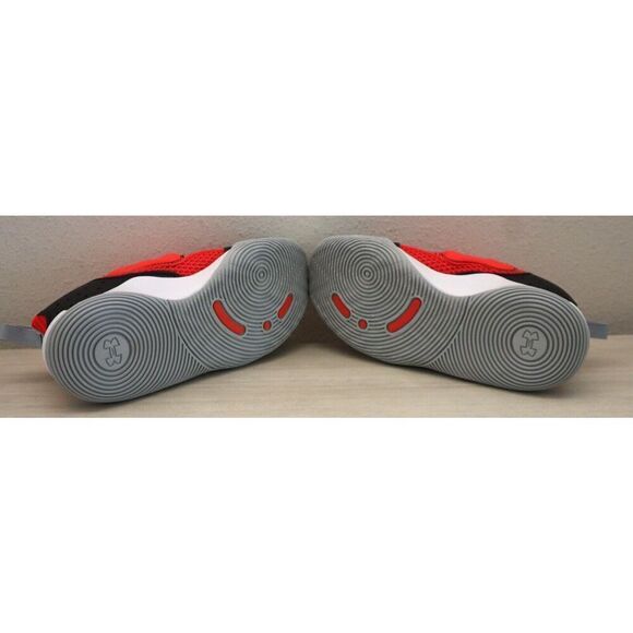 Under Armour 3026638-600 Kids Sz 1Y Red/Black Pre-School Zone Basketball 2 Shoes - Picture 4 of 10
